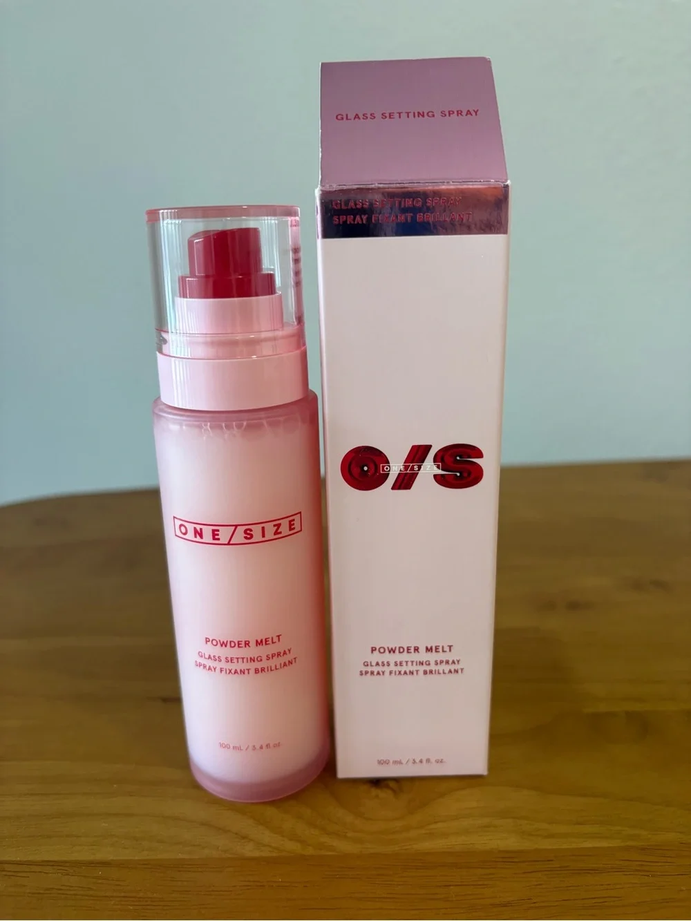 ONE/SIZE Powder Melt Glass Setting Spray – New